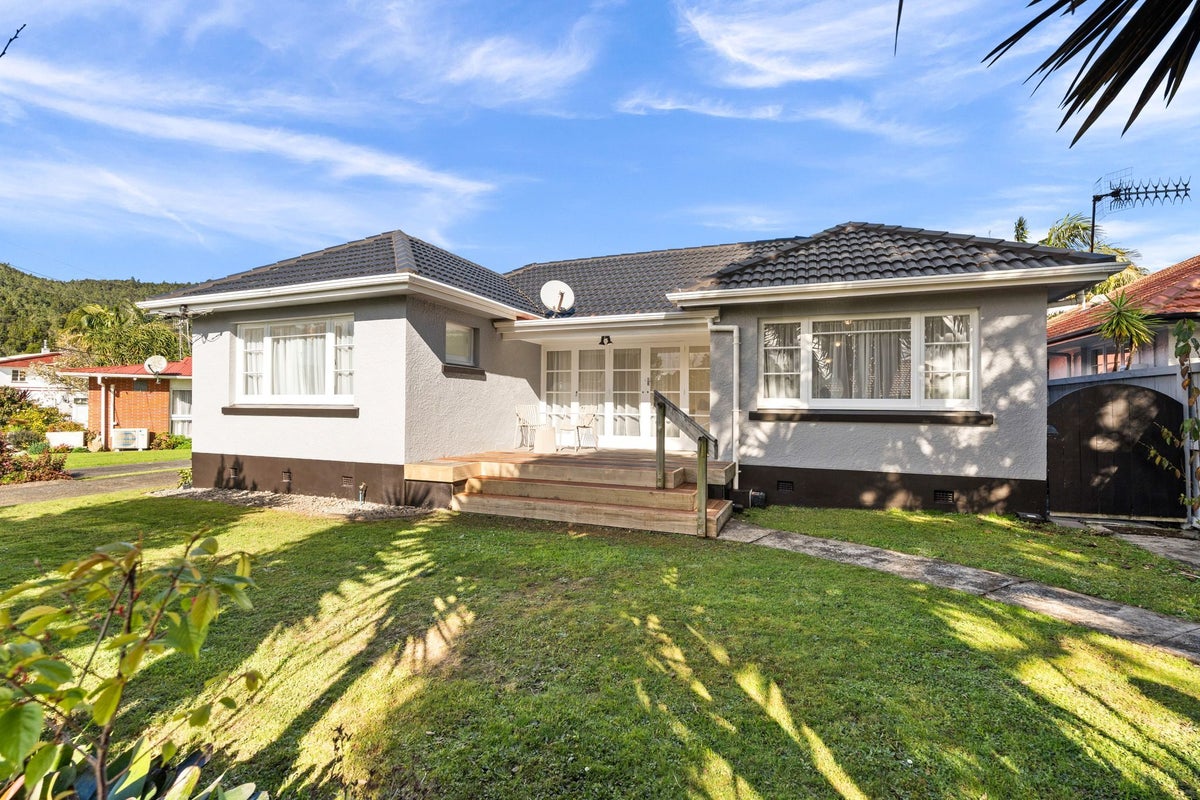 12 Lovatt Crescent, Kensington, Whangarei - Carousel 1