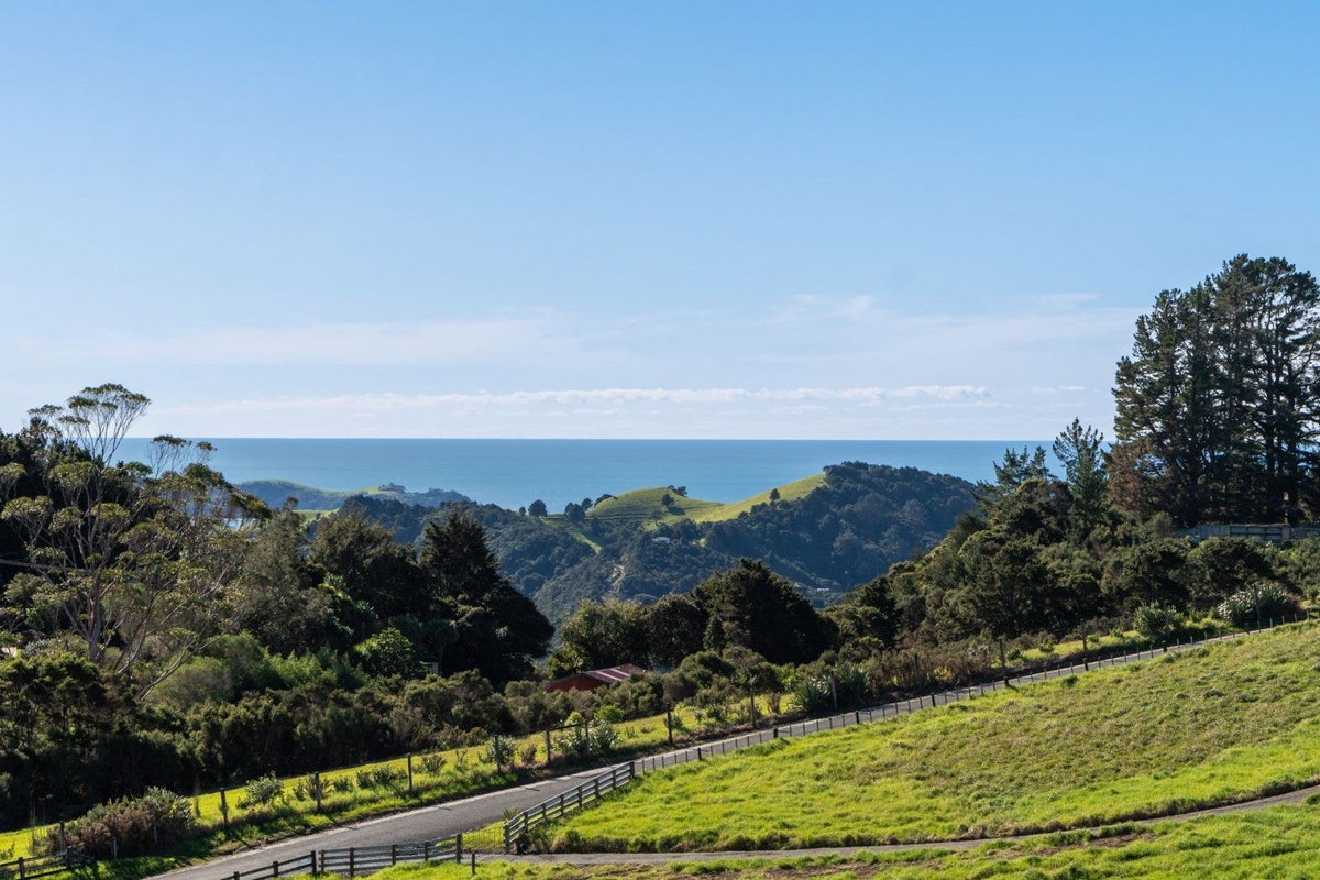 1645 Matapouri Road, Whangarei - Carousel 21