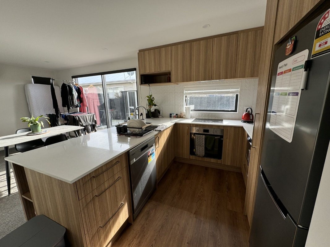 1/27 Kipling Street, Addington, Christchurch - Carousel 2