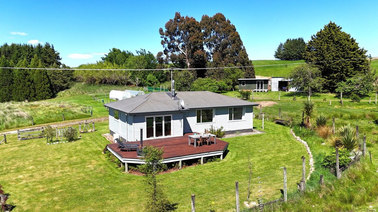 777B Wilderness Road, Hillside, Te Anau - Carousel 1