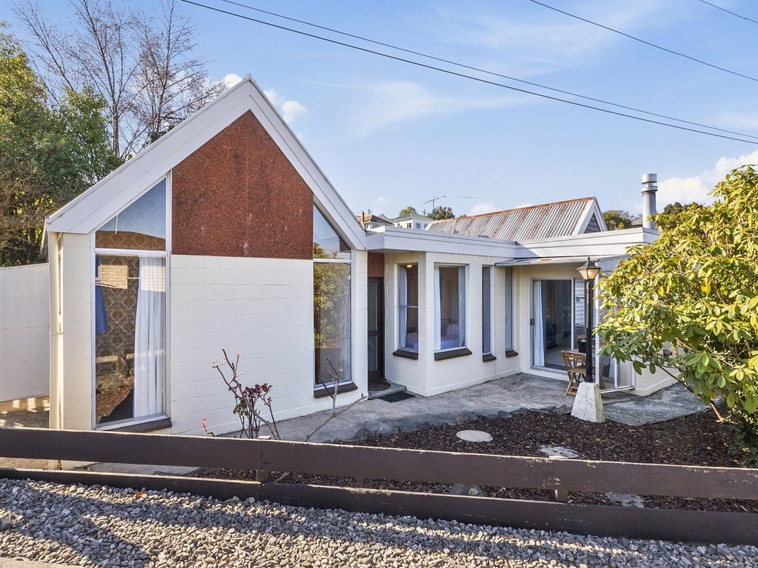 9 Dalry Street, Mornington, Dunedin - Carousel 1