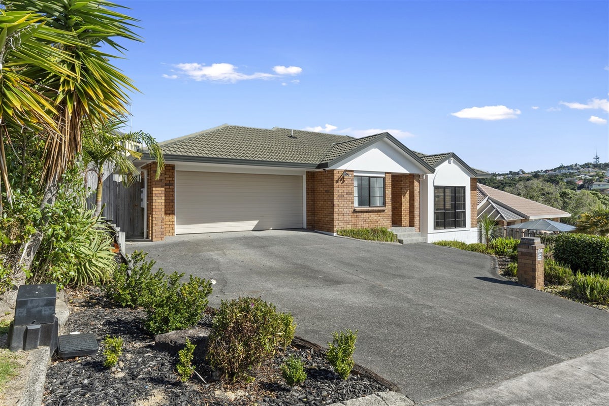 17 Carnmore Place, Torbay, Auckland - Carousel 2