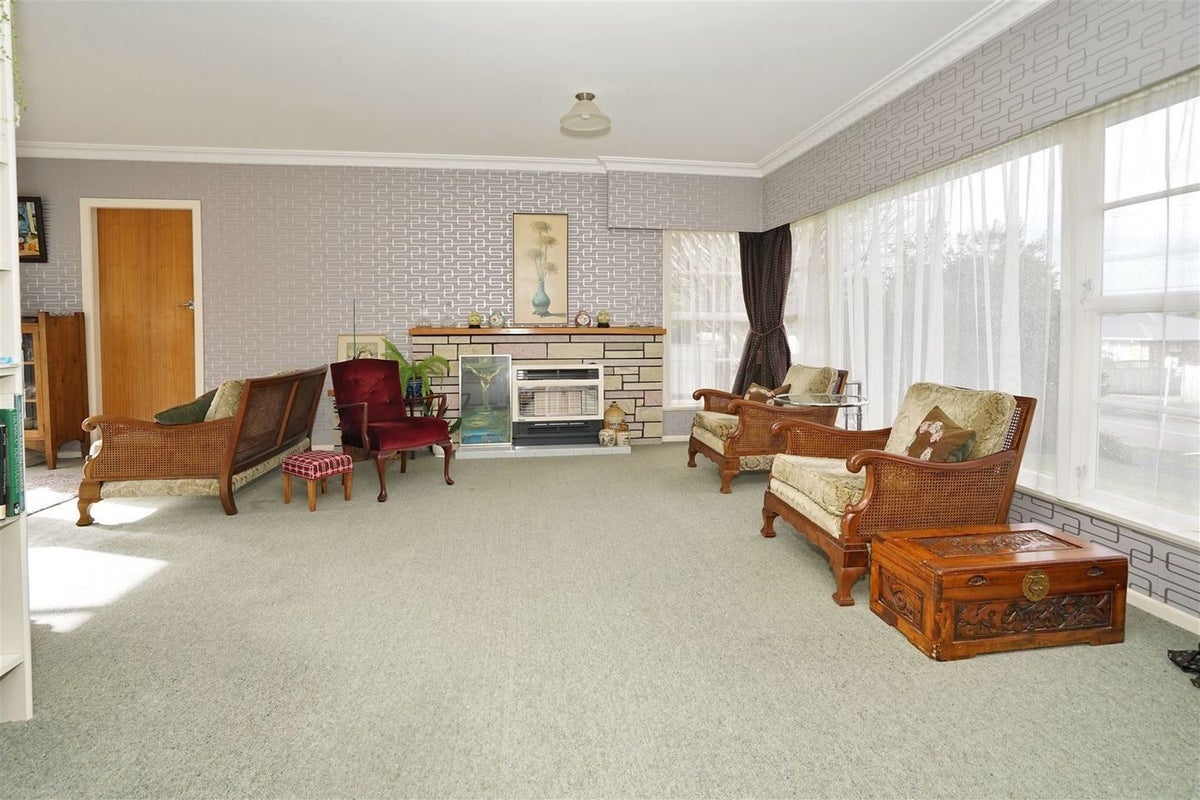 19 McCracken Avenue, Hillcrest, Hamilton - Carousel 2
