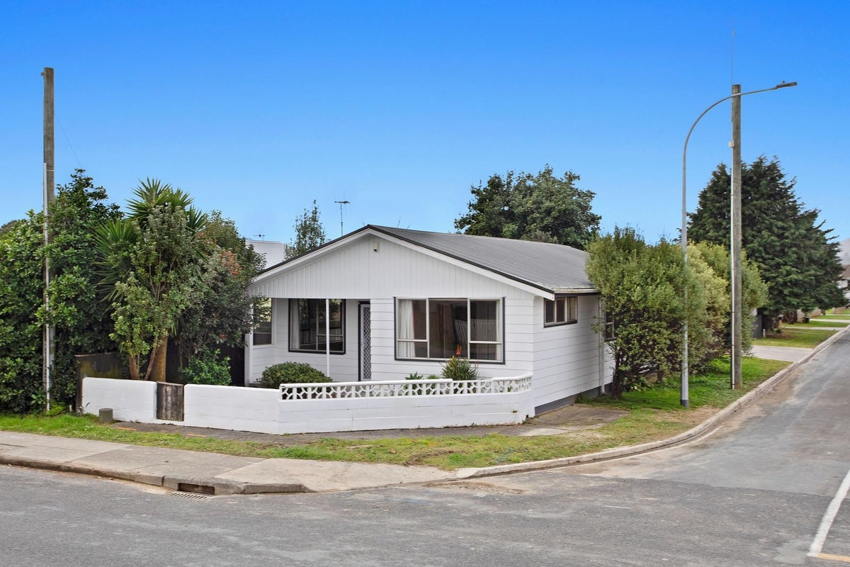 1 Stanley Place, Opotiki, Opotiki - Carousel 2
