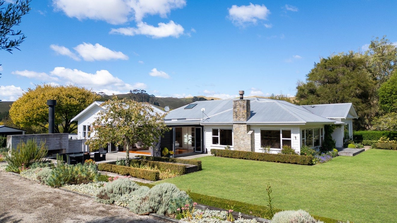 119 Holt Road, Puketapu, Napier - Carousel 39