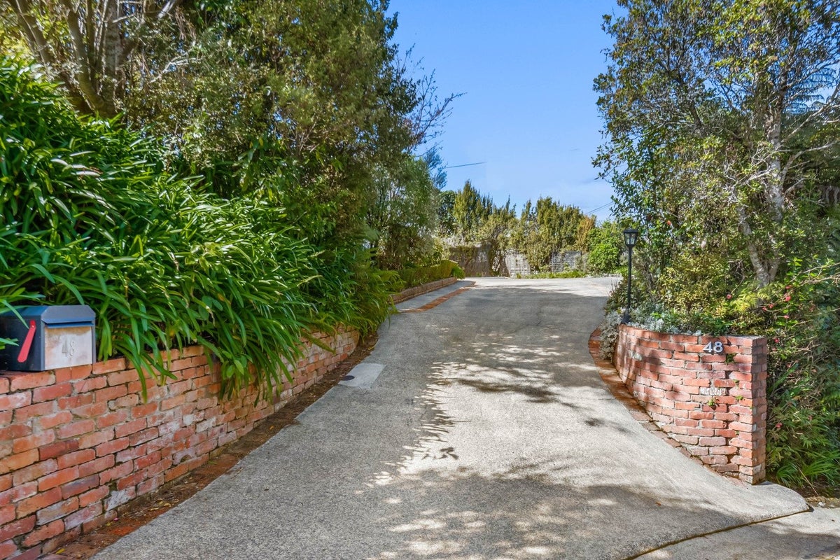 48 Gurney Road, Kelson, Lower Hutt, Wellington - Carousel 25
