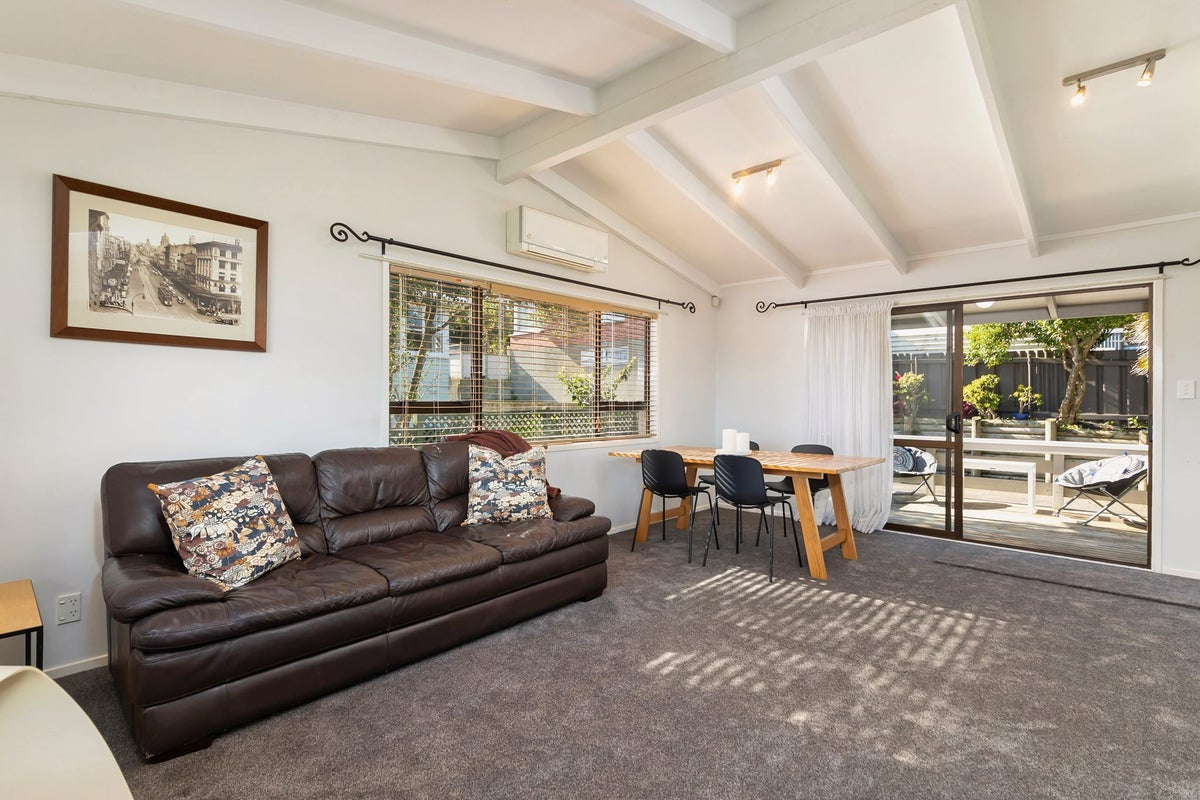 22A Subritzky Avenue, Mount Roskill, Auckland - Carousel 2