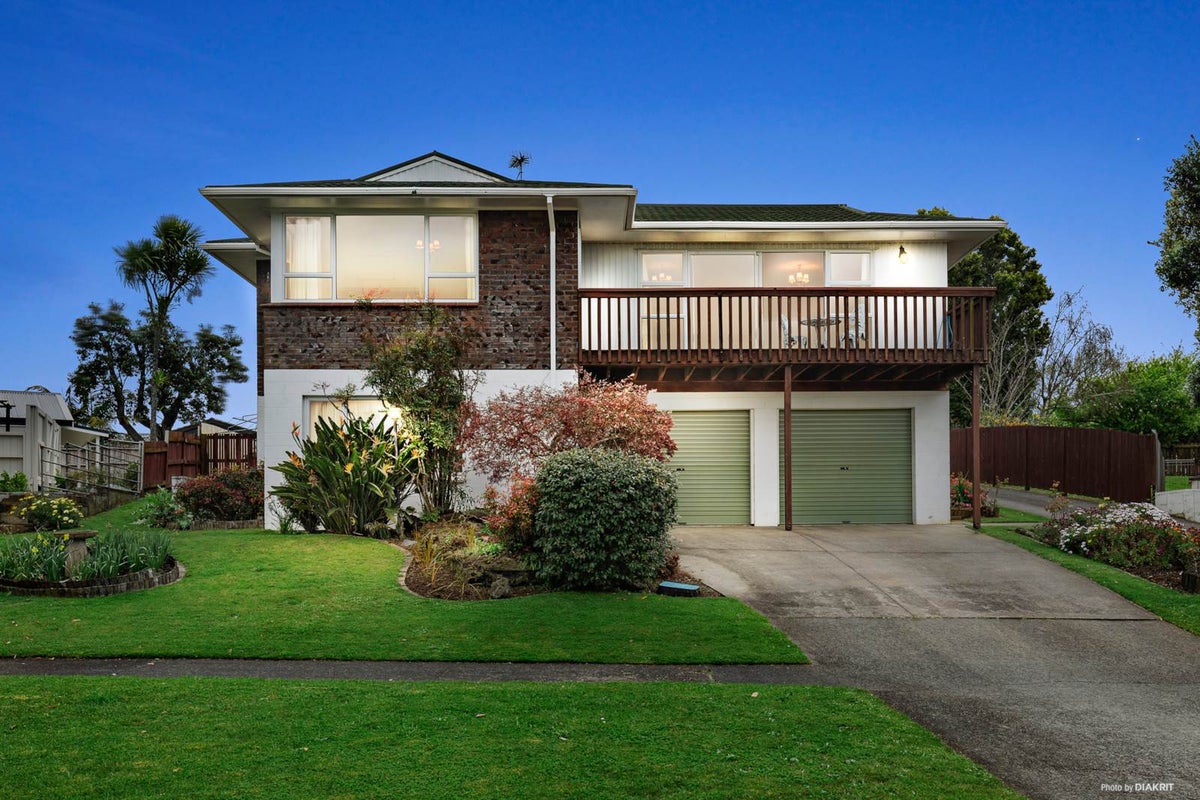 23A Luton Avenue, Sunnyhills, Auckland - Carousel 1