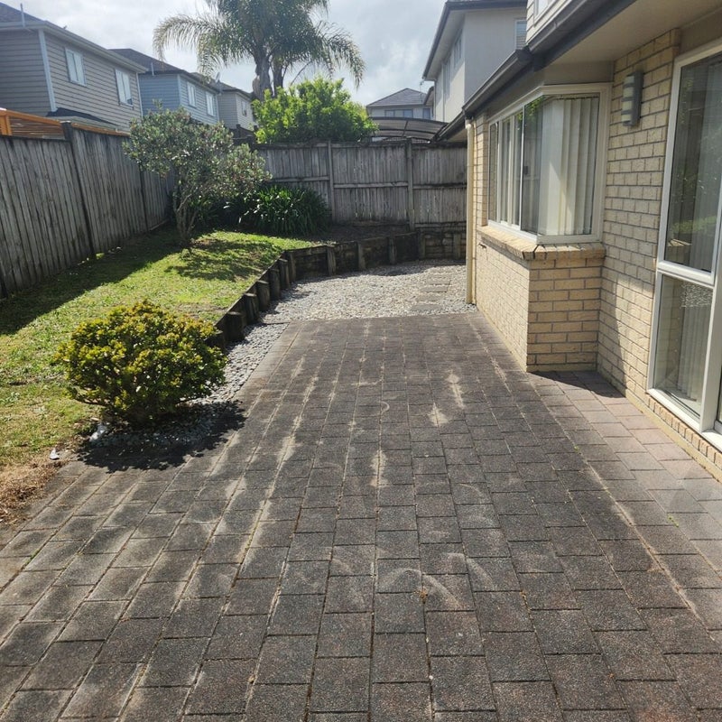 12 Tivoli Court, Flat Bush, Auckland - Carousel 23