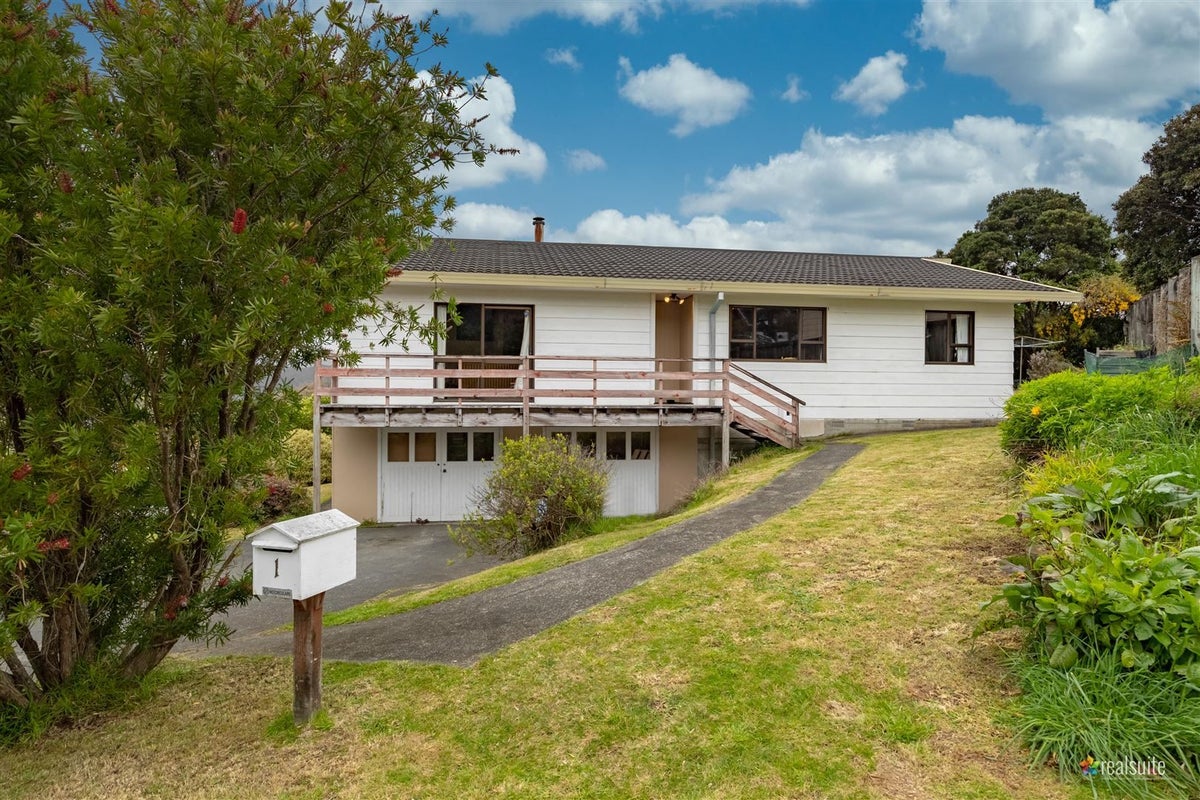 1 Westpoint Avenue, Harbour View, Lower Hutt - Carousel 2