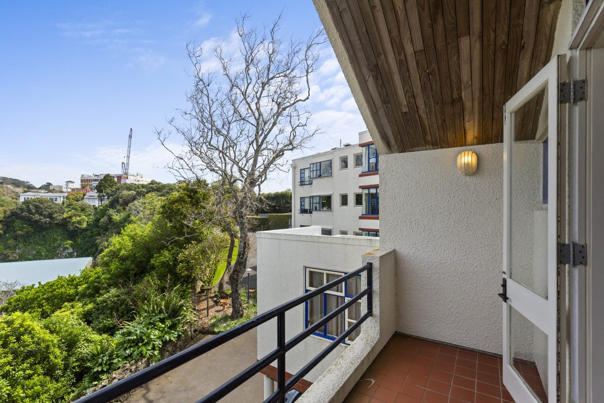 14/35 Almorah Road, Epsom, Auckland - Carousel 2