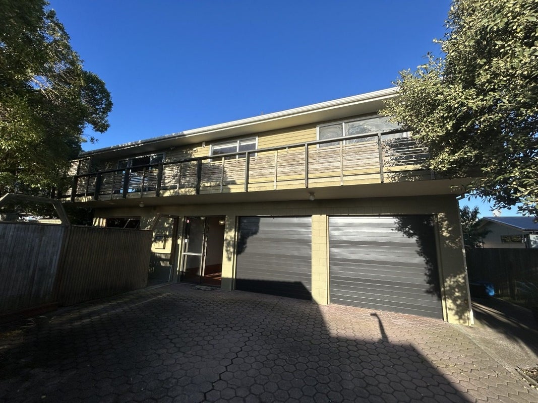 12A Richard Street, Titahi Bay, Porirua - Carousel 2