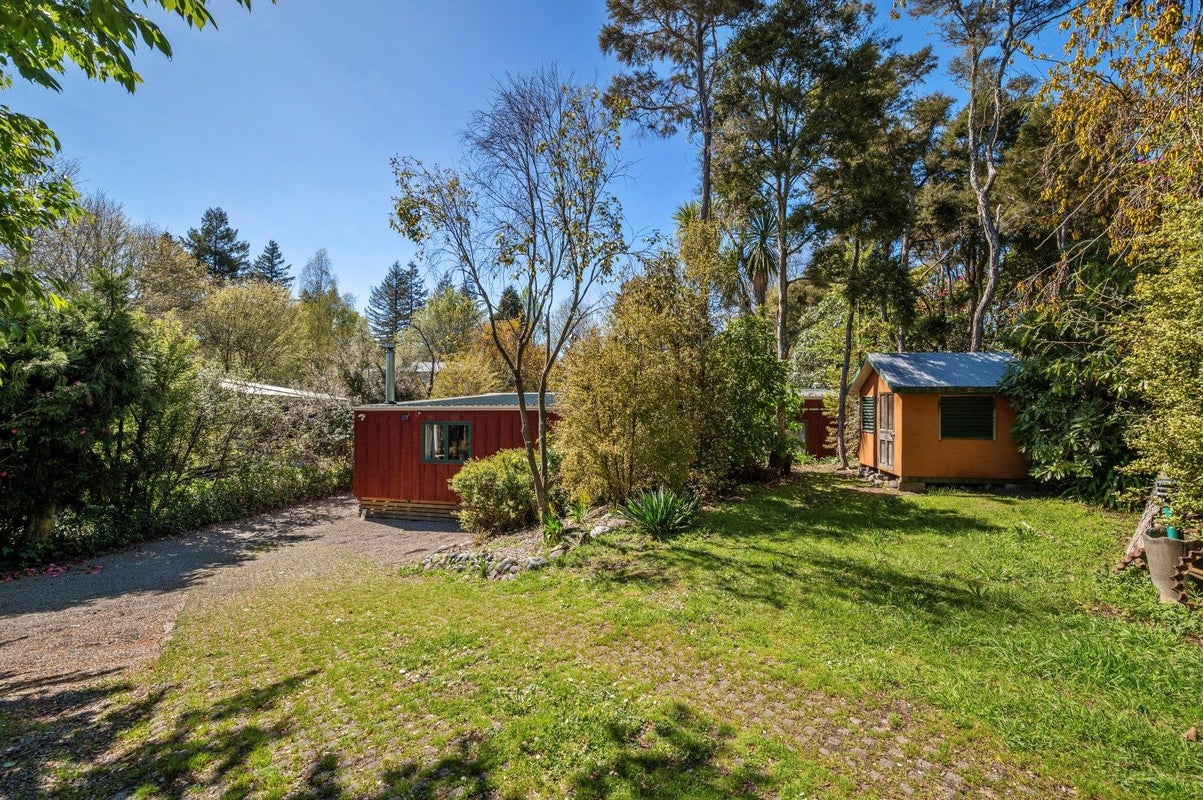 11 Te Aho Road, Turangi, Turangi - Carousel 32