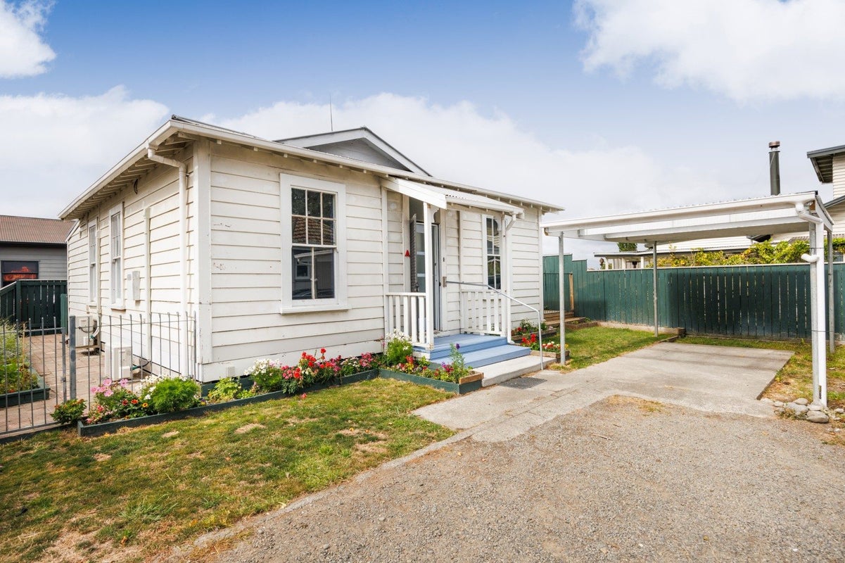 996A Tremaine Avenue, Roslyn, Palmerston North - Carousel 1