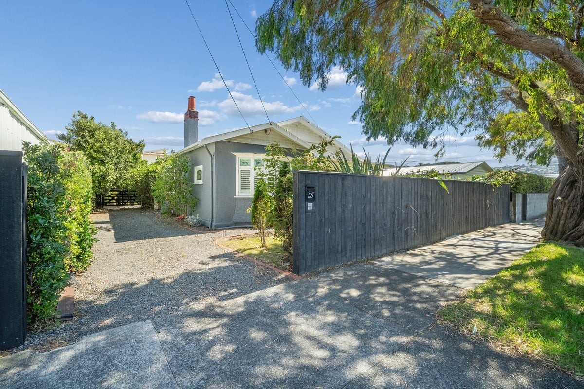35 Cuba Street, Petone, Lower Hutt - Carousel 2