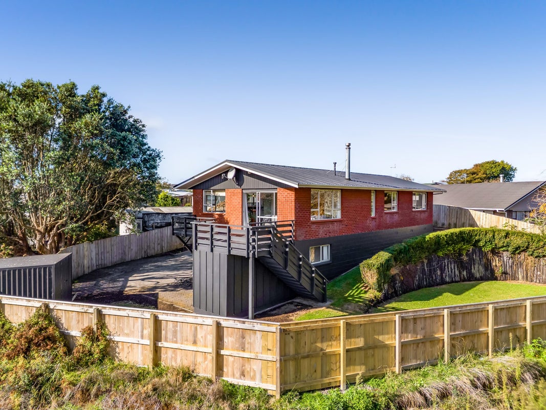 12 Tui Place, Bell Block, New Plymouth - Carousel 2