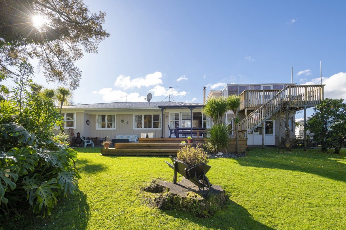 110 Oak Street, Mangapapa, Gisborne - Carousel 1