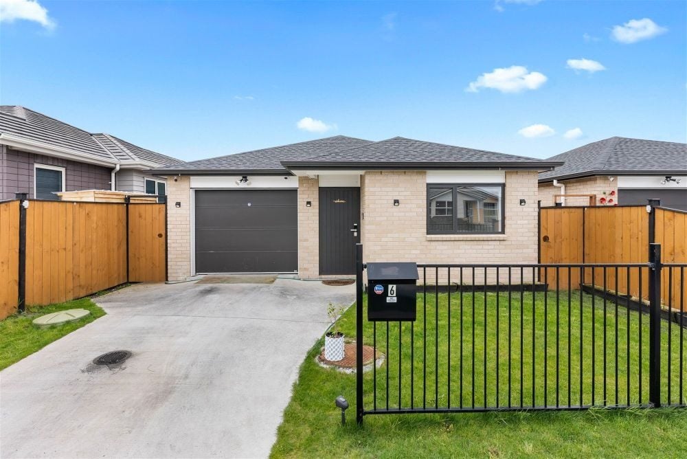 6 Softwood Avenue, Takanini, Auckland - Carousel 2