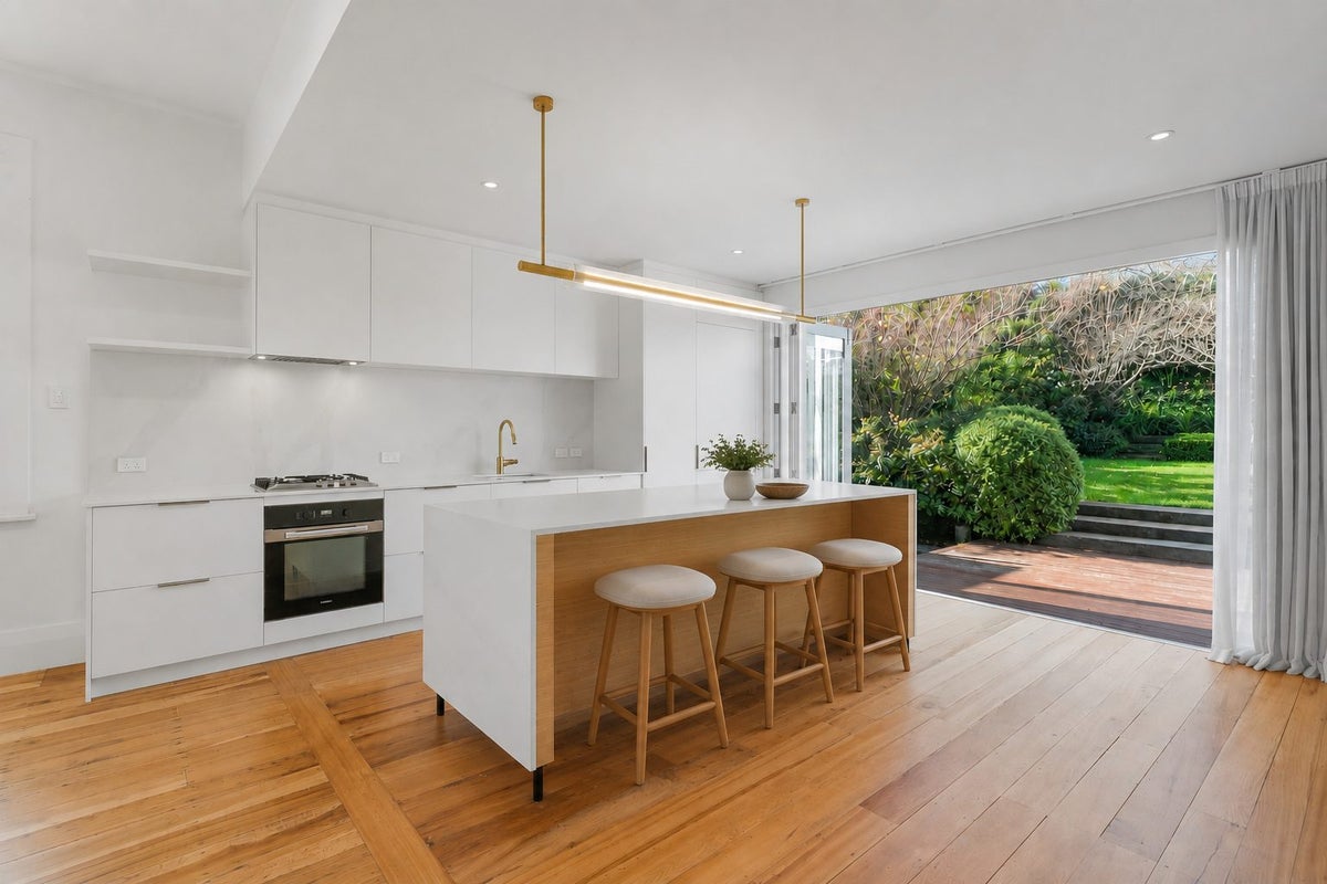 24 Dickens Street, Grey Lynn, Auckland - Carousel 2