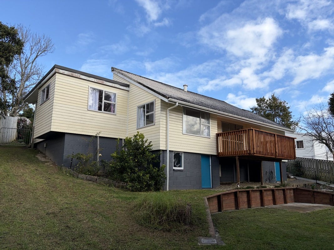 13 Friendship Place, Onerahi, Whangarei - Carousel 1