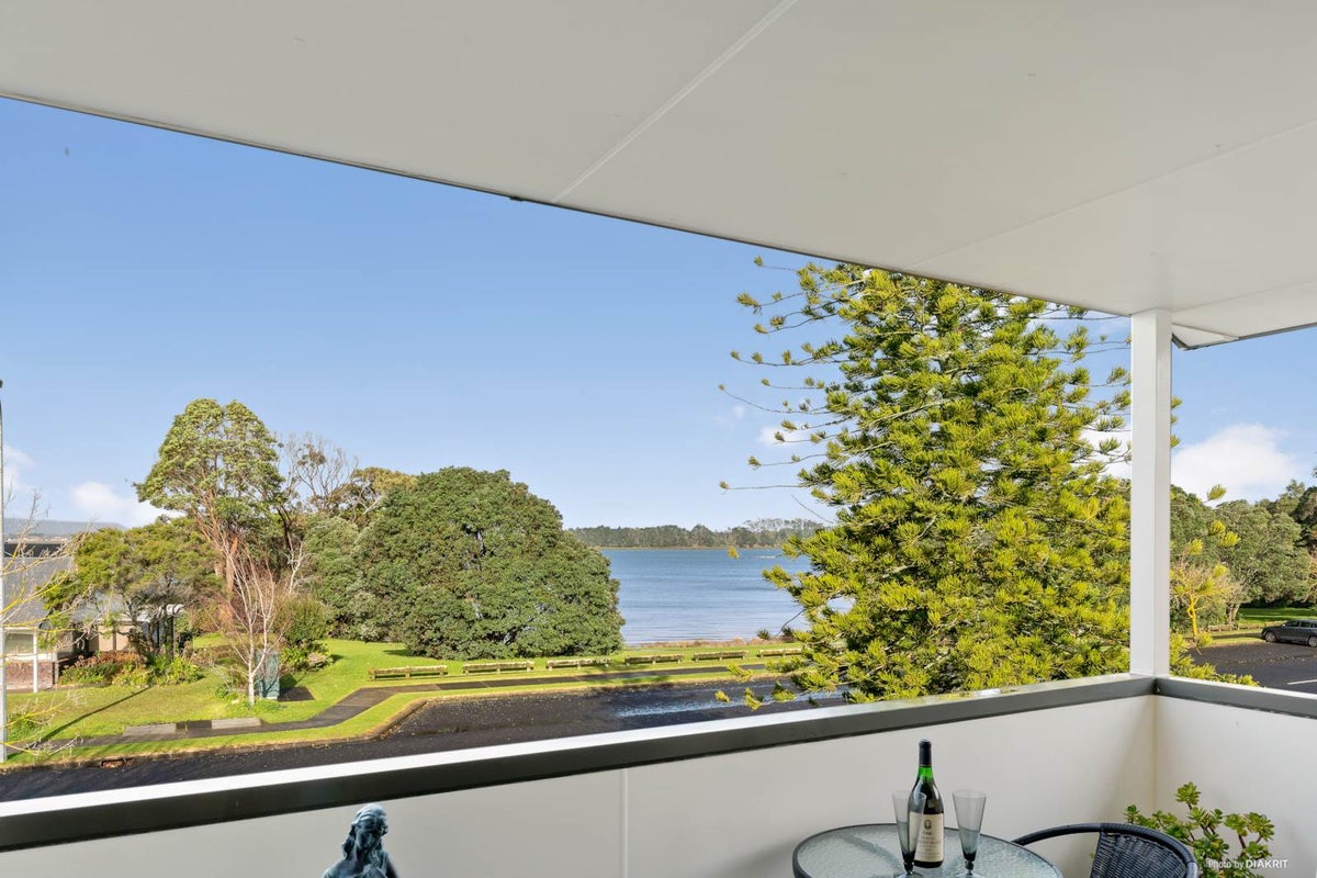 29 Carnoustie Drive, Wattle Downs, Auckland - Carousel 2