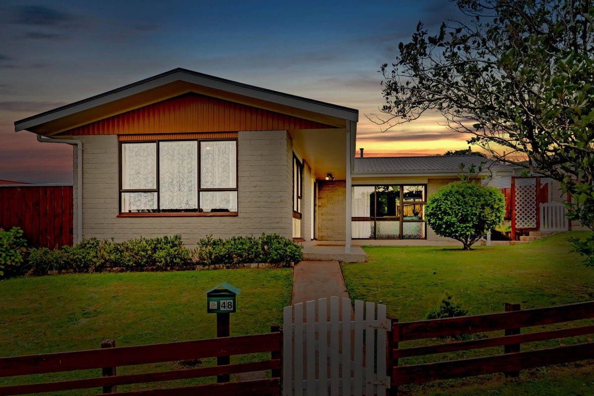 48 Penrith Street, Westown, New Plymouth - Carousel 2