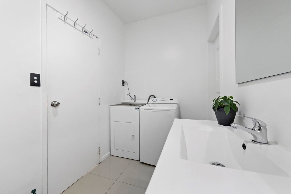 4/11 Cambridge Road, Manurewa, Auckland - Carousel 14