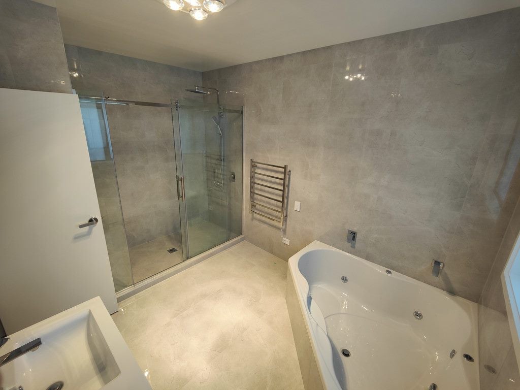 8 Sydney Place, Flagstaff, Hamilton - Carousel 20