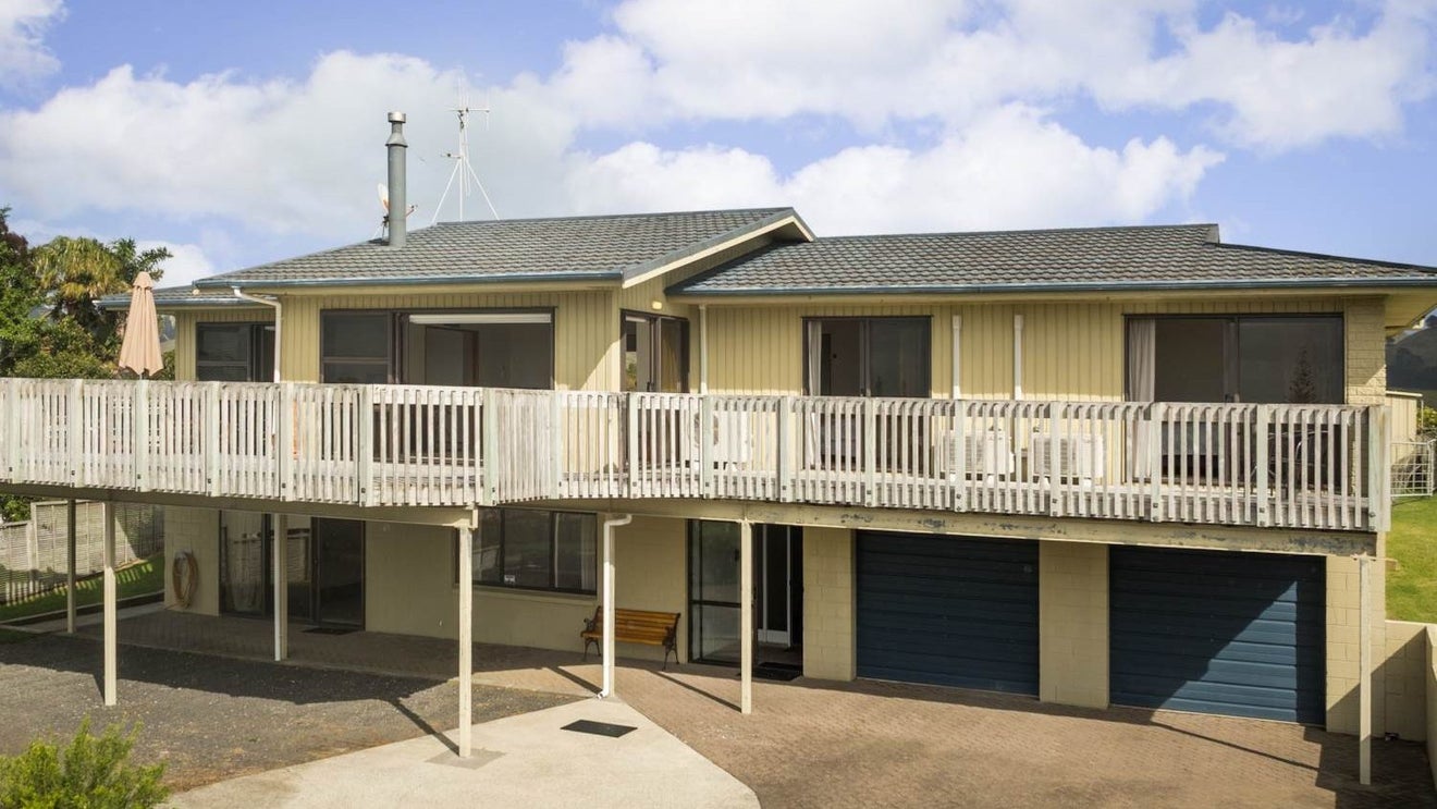 6 Angus Lane, Waihi Beach, Waihi Beach - Carousel 1