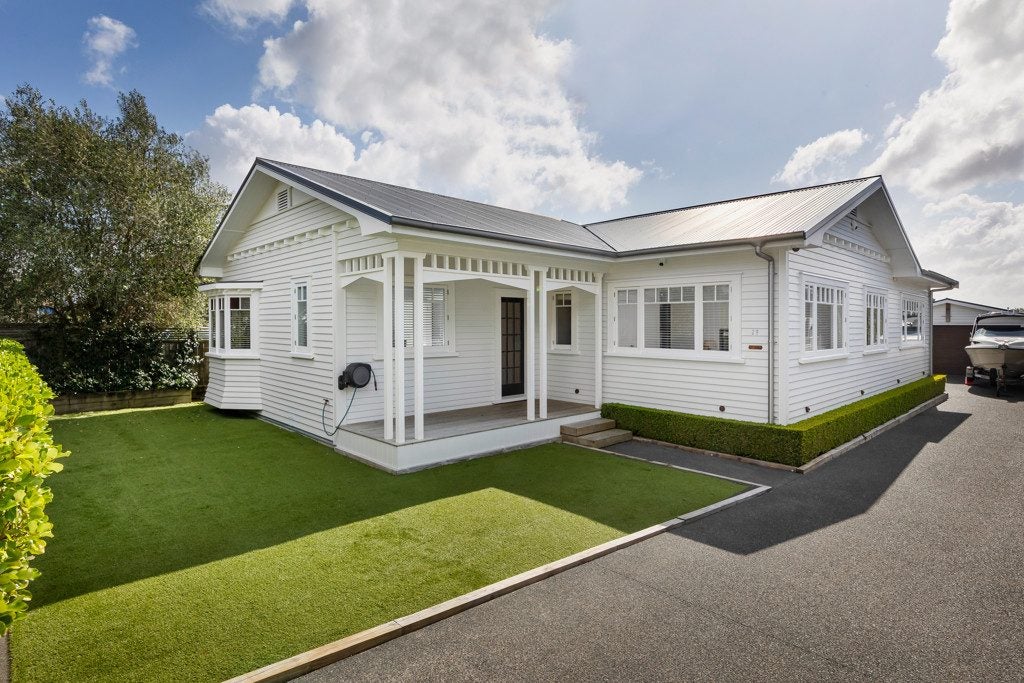 29 Springleigh Avenue, Mount Albert, Auckland City, Auckland - Carousel 1