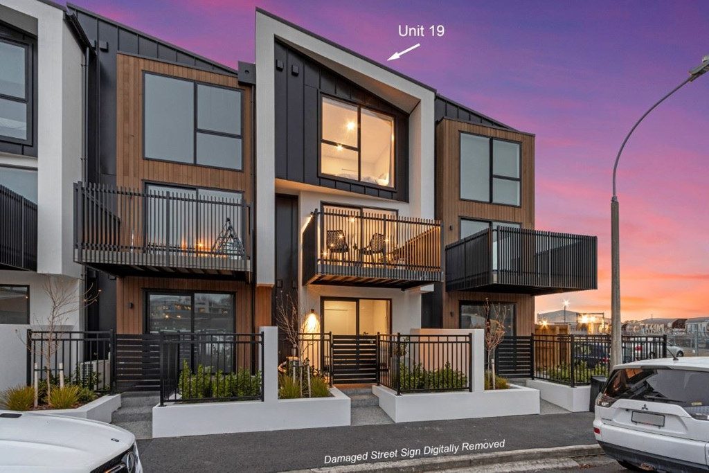 19/333 Lincoln Road, Addington, Christchurch - Carousel 1