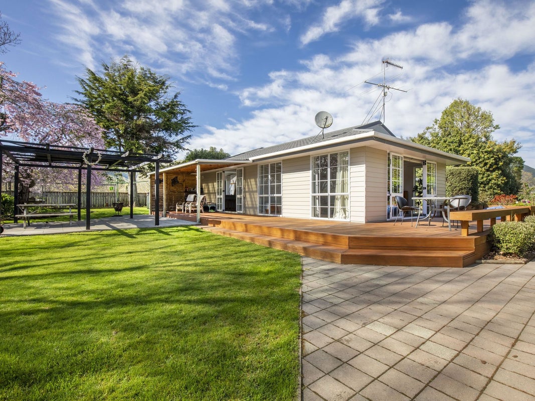 97 Gear Road, Otaki - Carousel 1