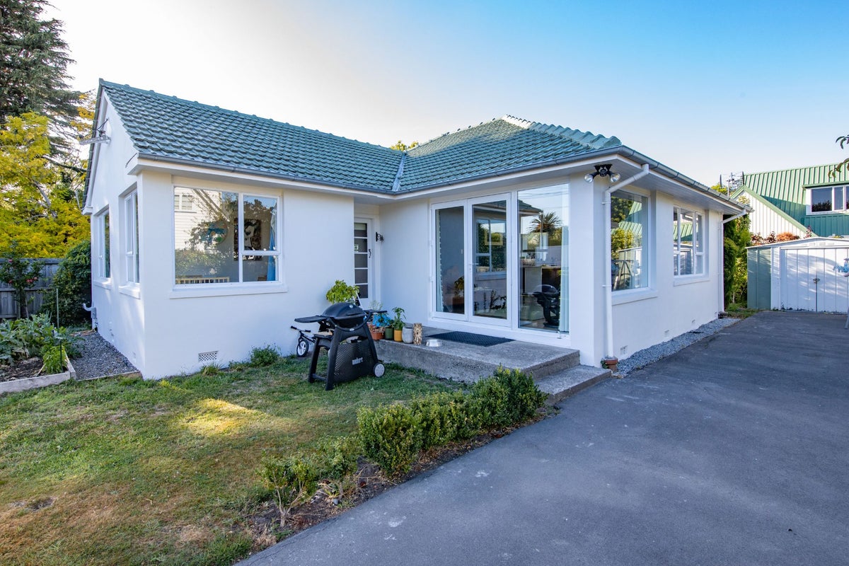 6 Grange Street, Hillsborough, Christchurch - Carousel 2