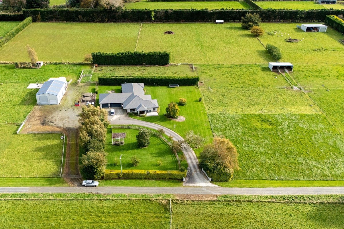 154 Myross Road, Myross Bush - Carousel 39