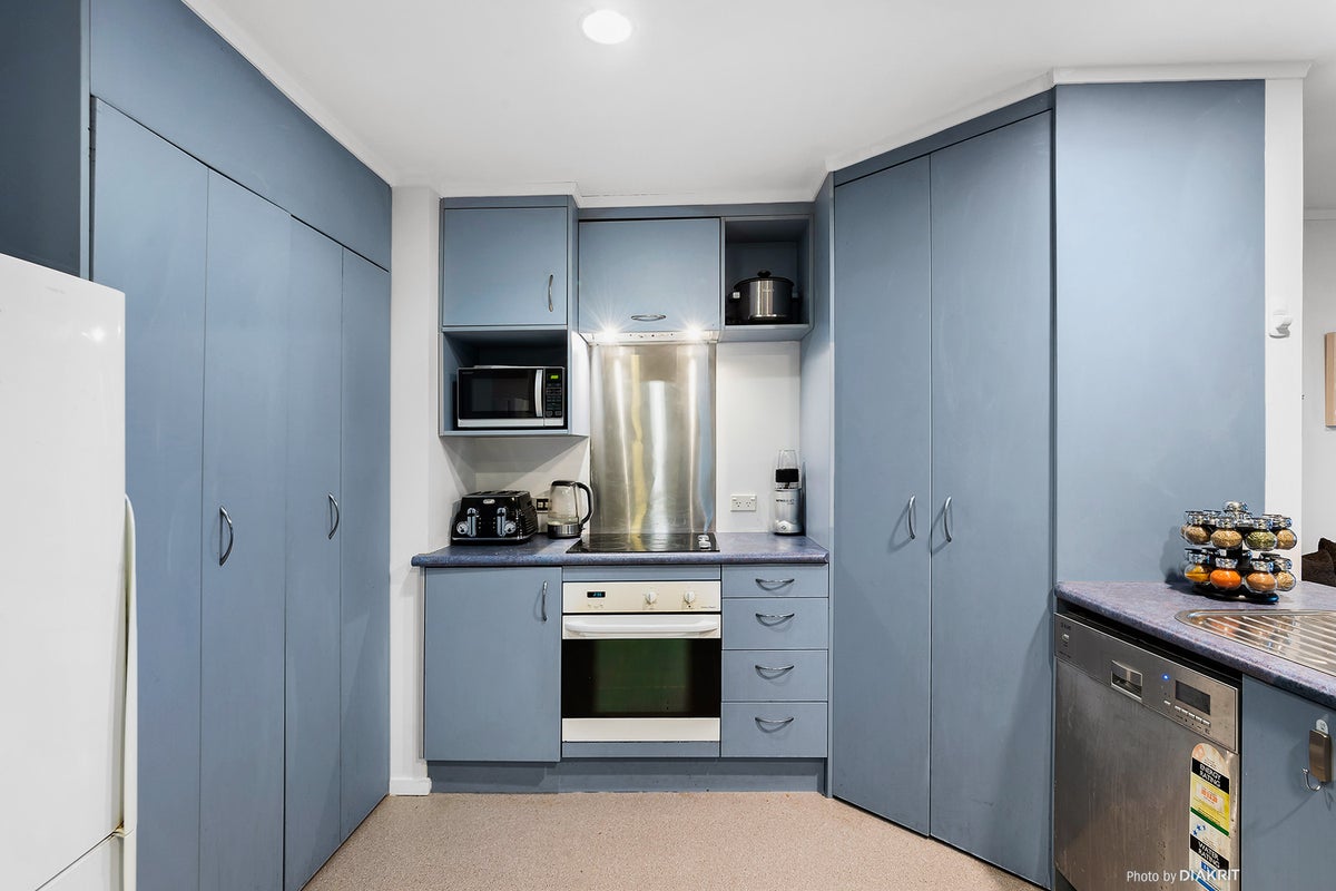 6/97 Boulcott Street, Wellington Central, Wellington - Carousel 2