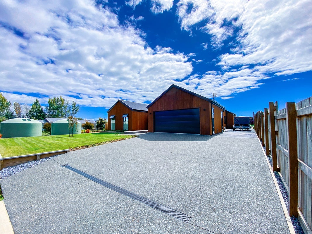 9 Windle Road, MOTUPIPI - Carousel 1