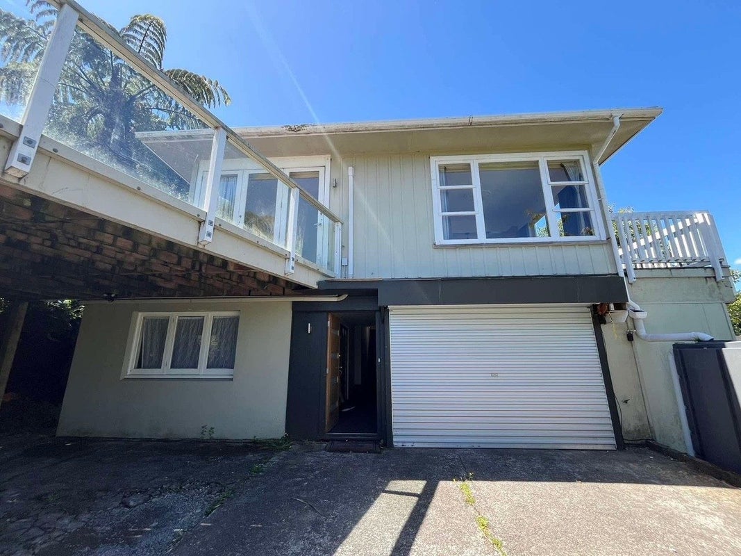 32 Akatarawa Road, Brown Owl, Upper Hutt - Carousel 2