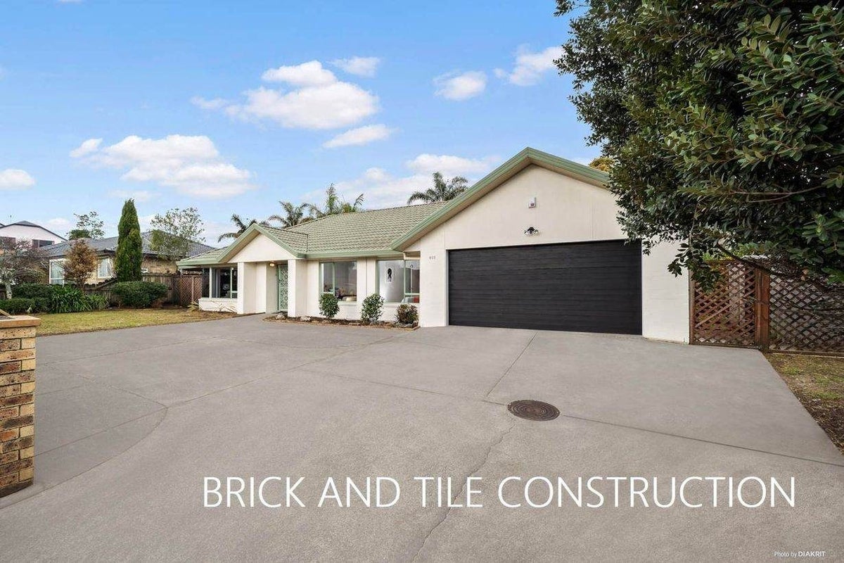 805 Chapel Road, Shamrock Park, Auckland - Carousel 1