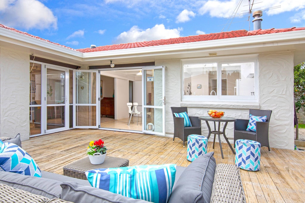 37 Meadway, Sunnyhills, Auckland - Carousel 2