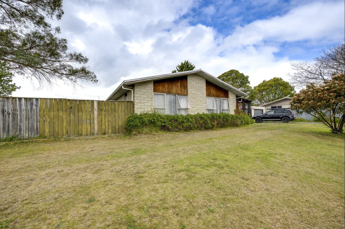 1 Hudson Road, Flaxmere, Hastings - Carousel 10