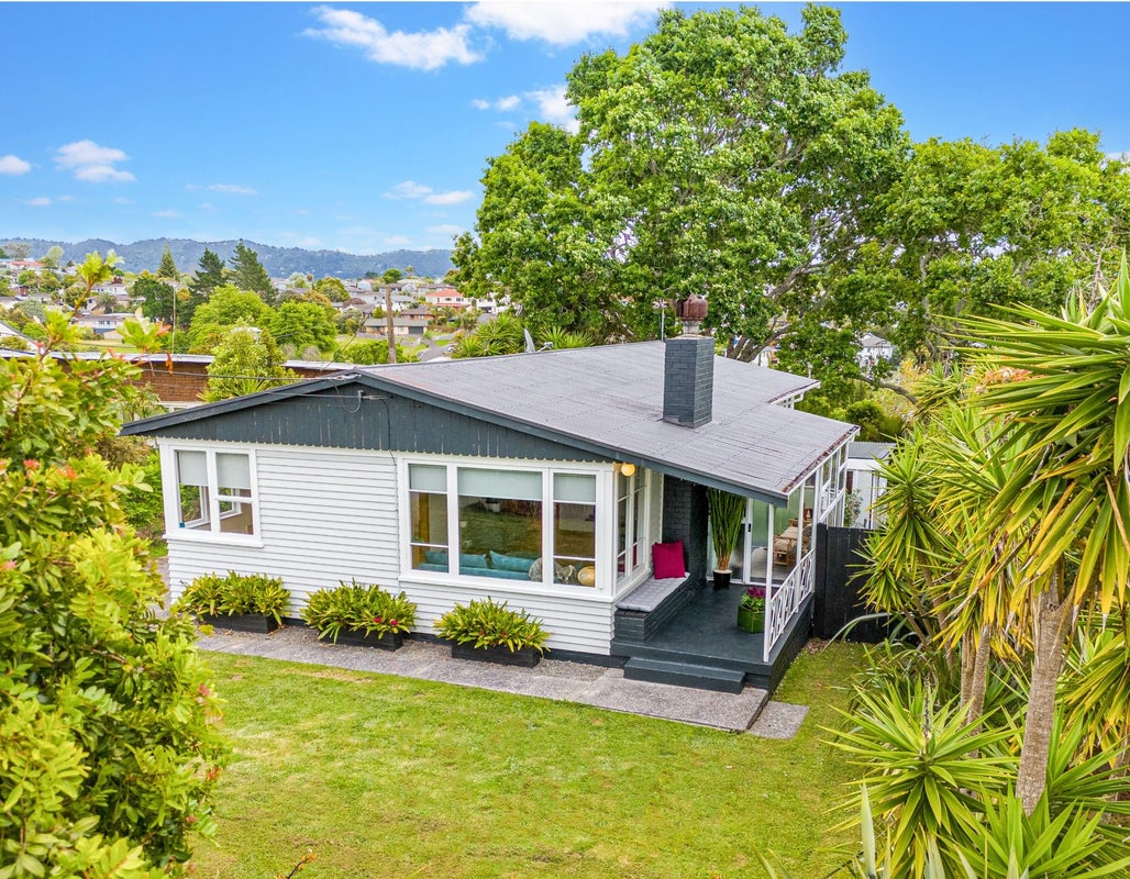 59 Rosier Road, Glen Eden, Auckland - Carousel 1