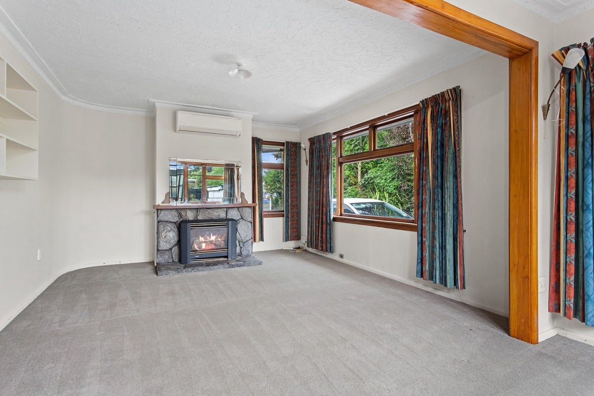 180 Main North Road, Redwood, Christchurch - Carousel 2