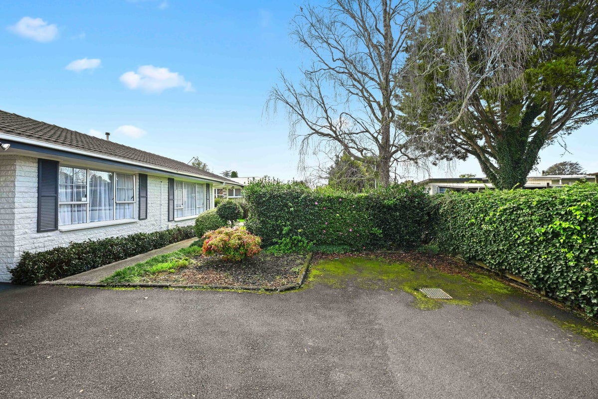 275B Clarkin Road, Fairfield, Hamilton - Carousel 15