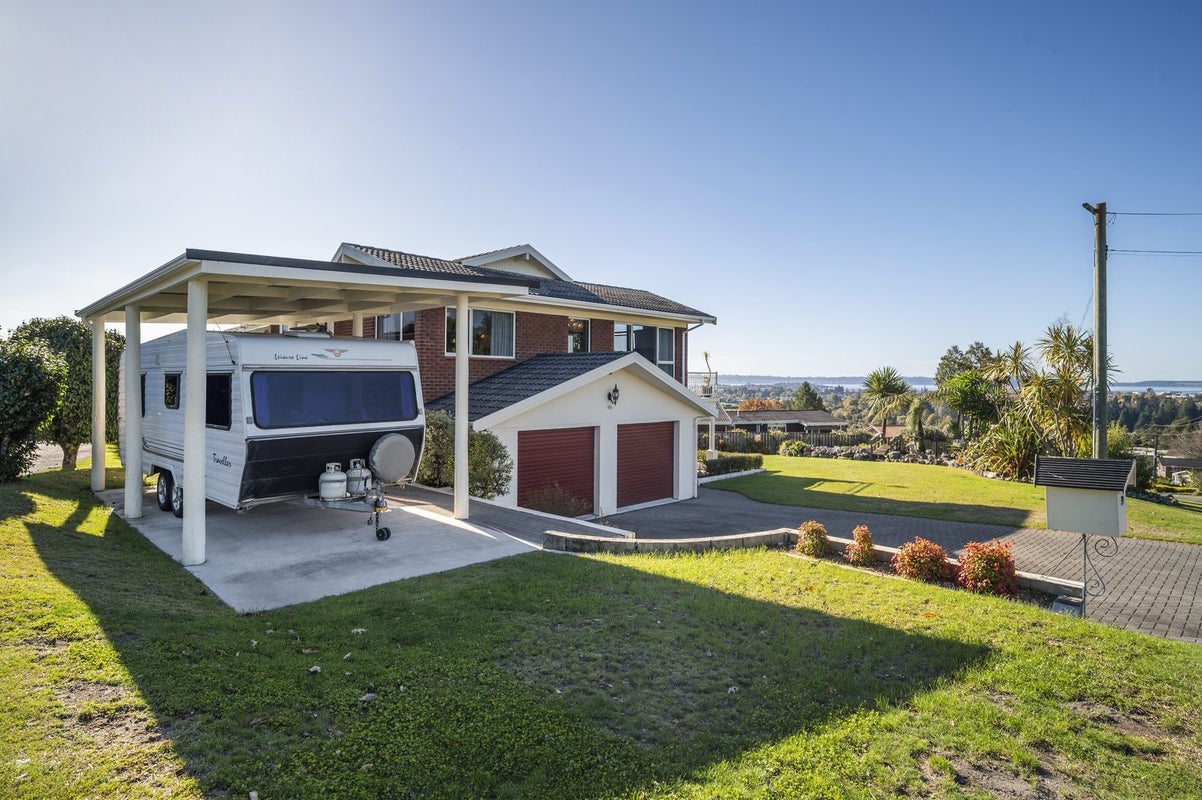 79 Utuhina Road, Springfield, Rotorua - Carousel 27