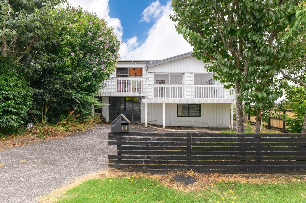 14 Laurel Street, Mount Albert, Auckland - Carousel 2