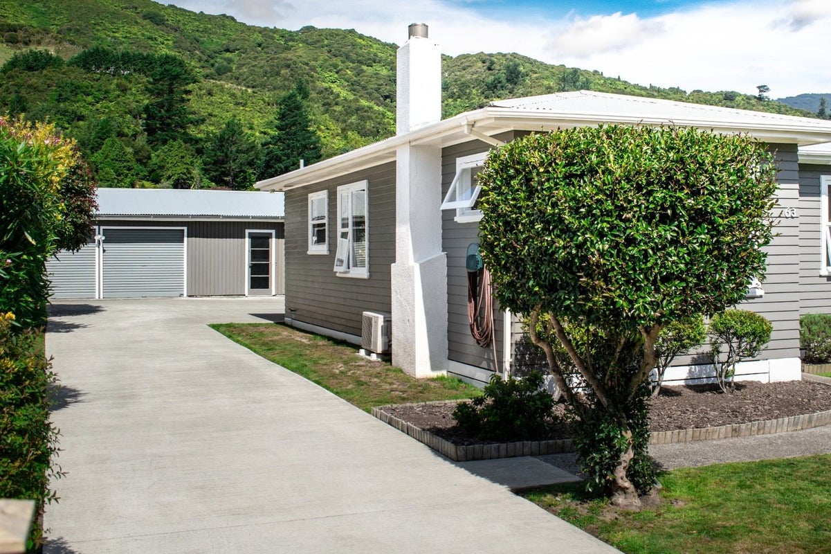 63 Wood Street, Wainuiomata, Lower Hutt - Carousel 20