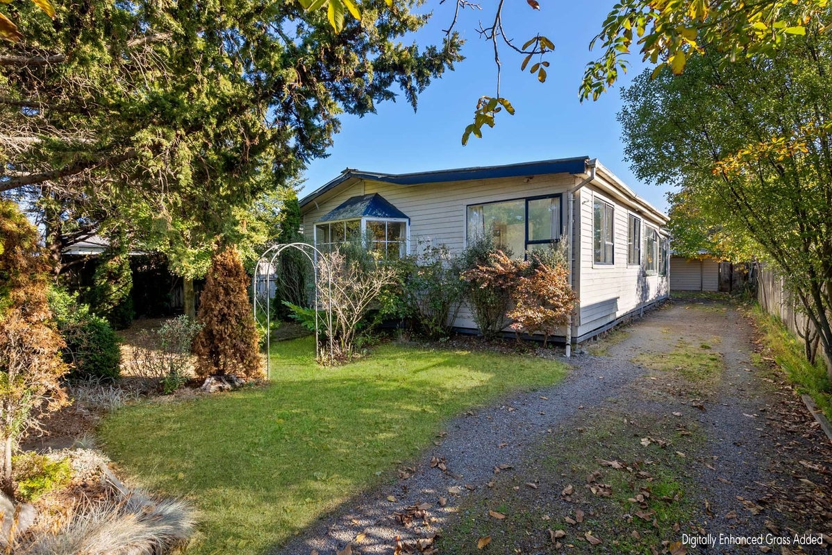9 Heyders Road, Spencerville, Christchurch - Carousel 1
