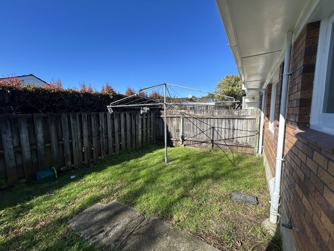 1B Innisfree Drive, Ellerslie, Auckland - Carousel 16