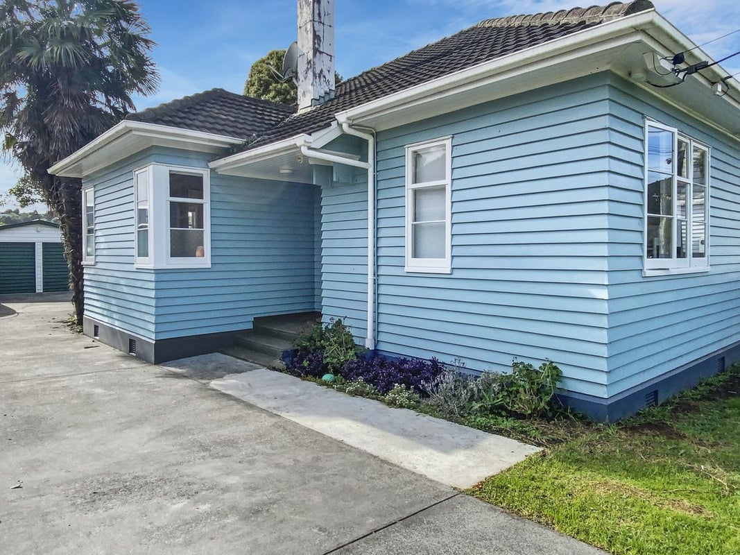 16 Churchill Street, Kensington, Whangarei - Carousel 18