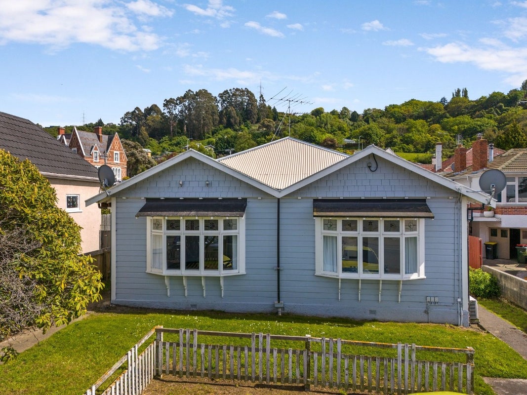 240 South Road, Caversham, Dunedin - Carousel 1